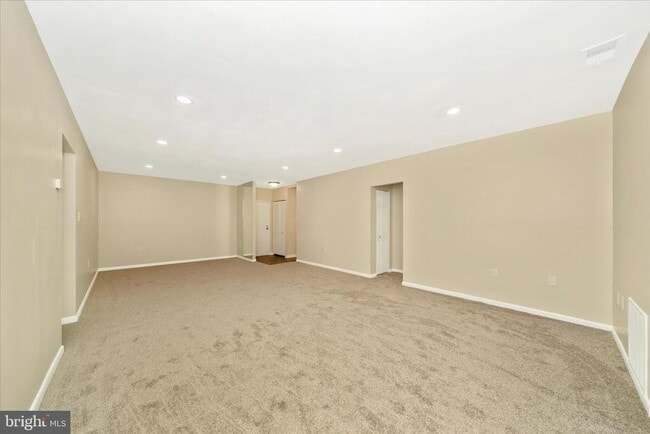 Building Photo - 6711 Park Heights Ave