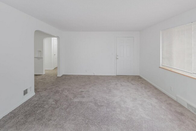 Foto del edificio - 1974 Connecticut