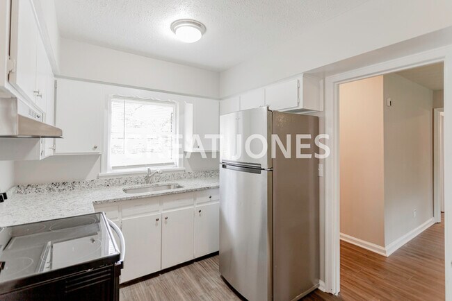 Building Photo - 4128 Althea Dr