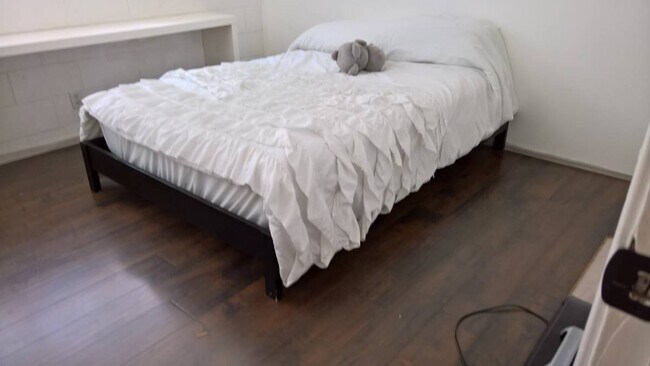 Building Photo - 628 E Drachman St