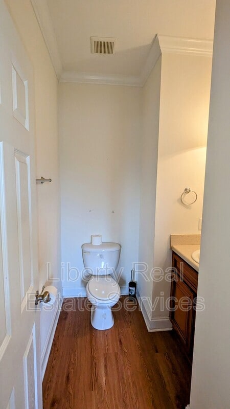 Building Photo - 115 Caswell Ct