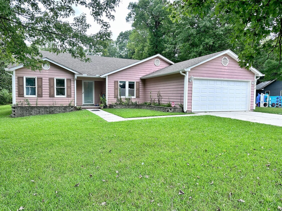Foto principal - 634 Greystone Ave