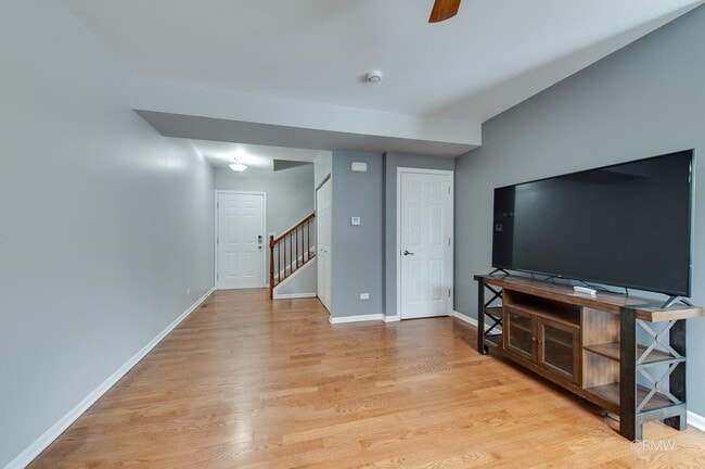 Building Photo - 16556 Willow Walk Dr