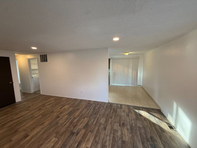 Foto del edificio - 1710 6th St