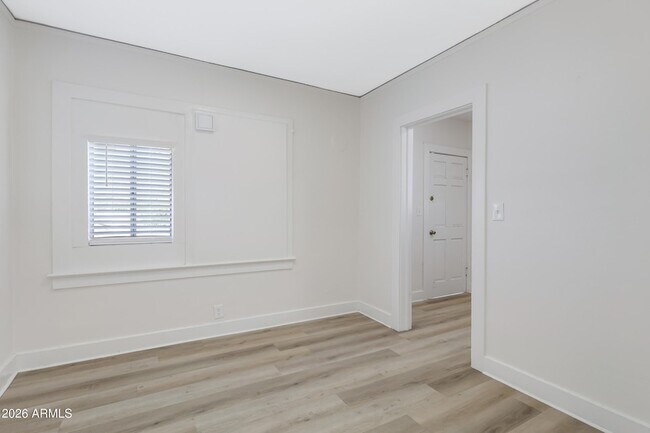 Foto del edificio - 1108 E Portland St