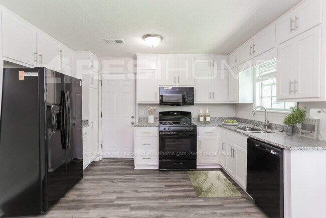 Building Photo - 7904 Stanebrook Dr