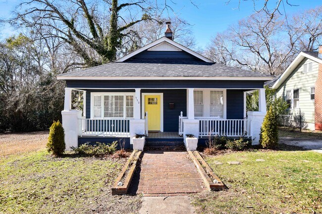 Building Photo - 550 Pinckney Ct