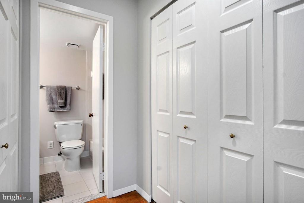Foto principal - 11415 Commonwealth Dr