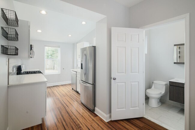 Photo - 2820 W Stiles Street House