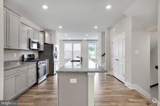 Building Photo - 2782 Bridgewater Dr