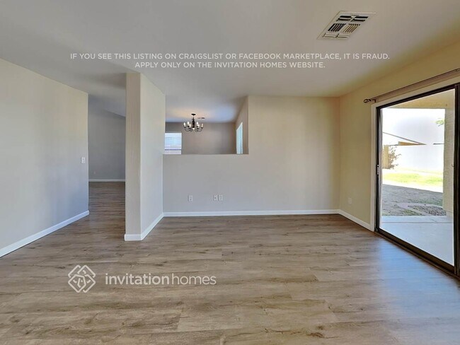 Foto del edificio - 3274 E Bonanza Rd