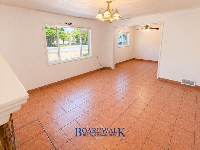 Building Photo - 4681 W 5015 S