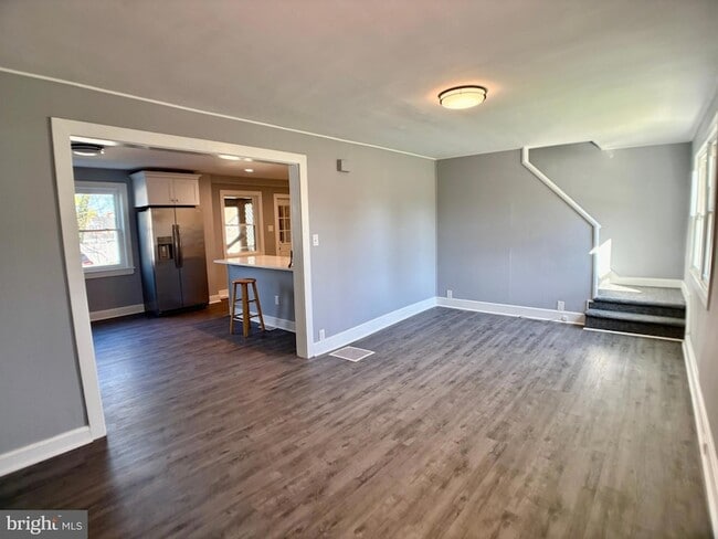 Building Photo - 1107 Cinnaminson Ave