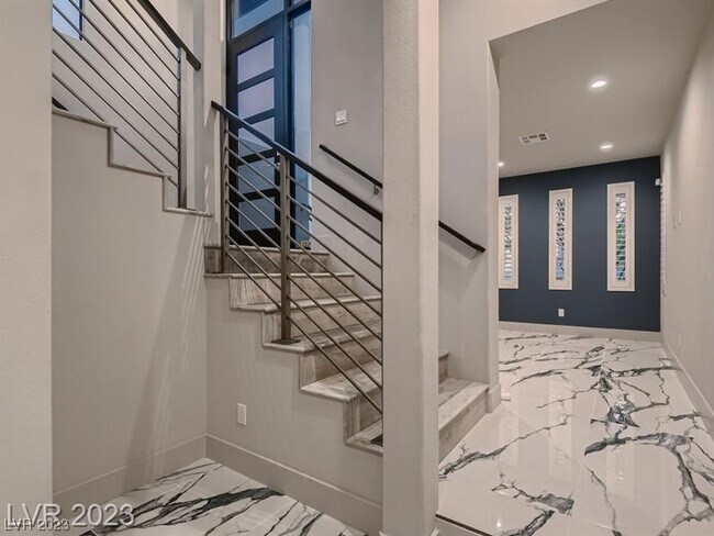 Building Photo - 446 Serenity Point Dr