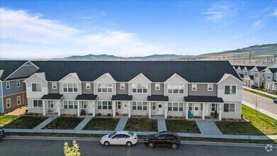 Building Photo - 949 N 900 W