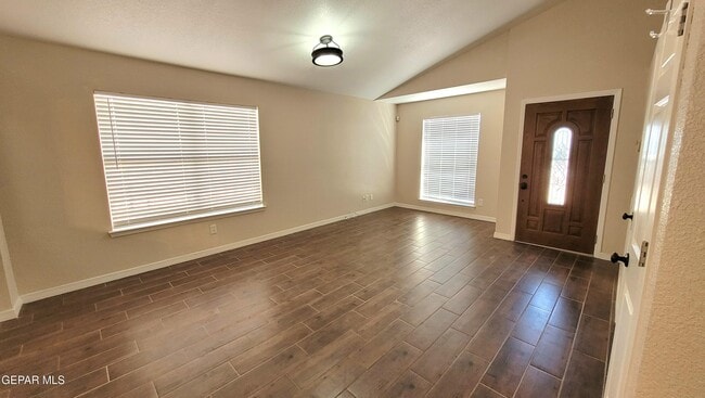 Foto del edificio - 3565 Chime Tower Pl