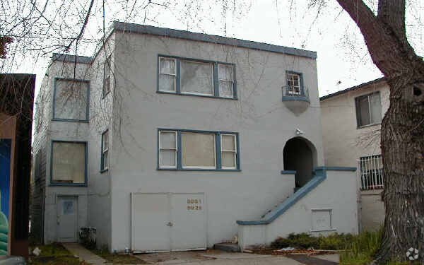 Building Photo - 5929-5931 Telegraph Ave