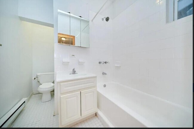 Foto del edificio - 1 bedroom in NEW YORK NY 10018