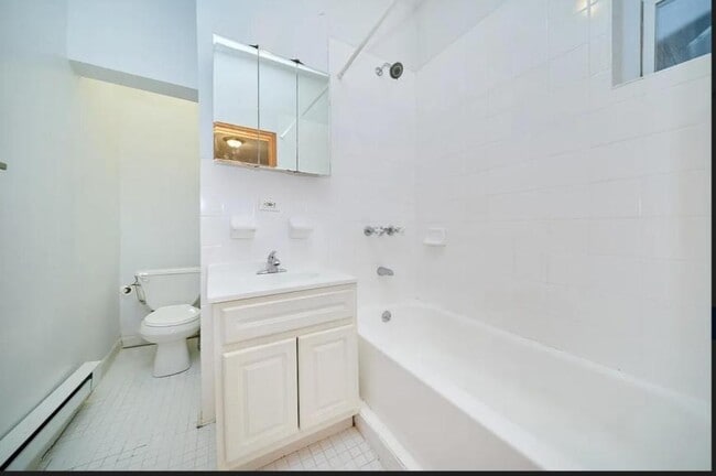 Building Photo - 1 bedroom in NEW YORK NY 10018