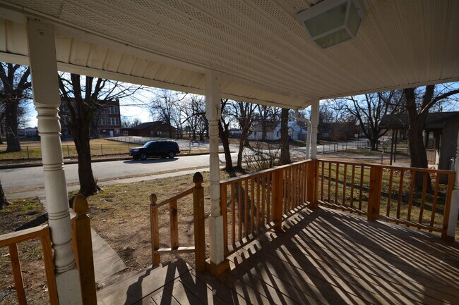 Foto del edificio - Super Cute 2 Bedroom 1 Bath