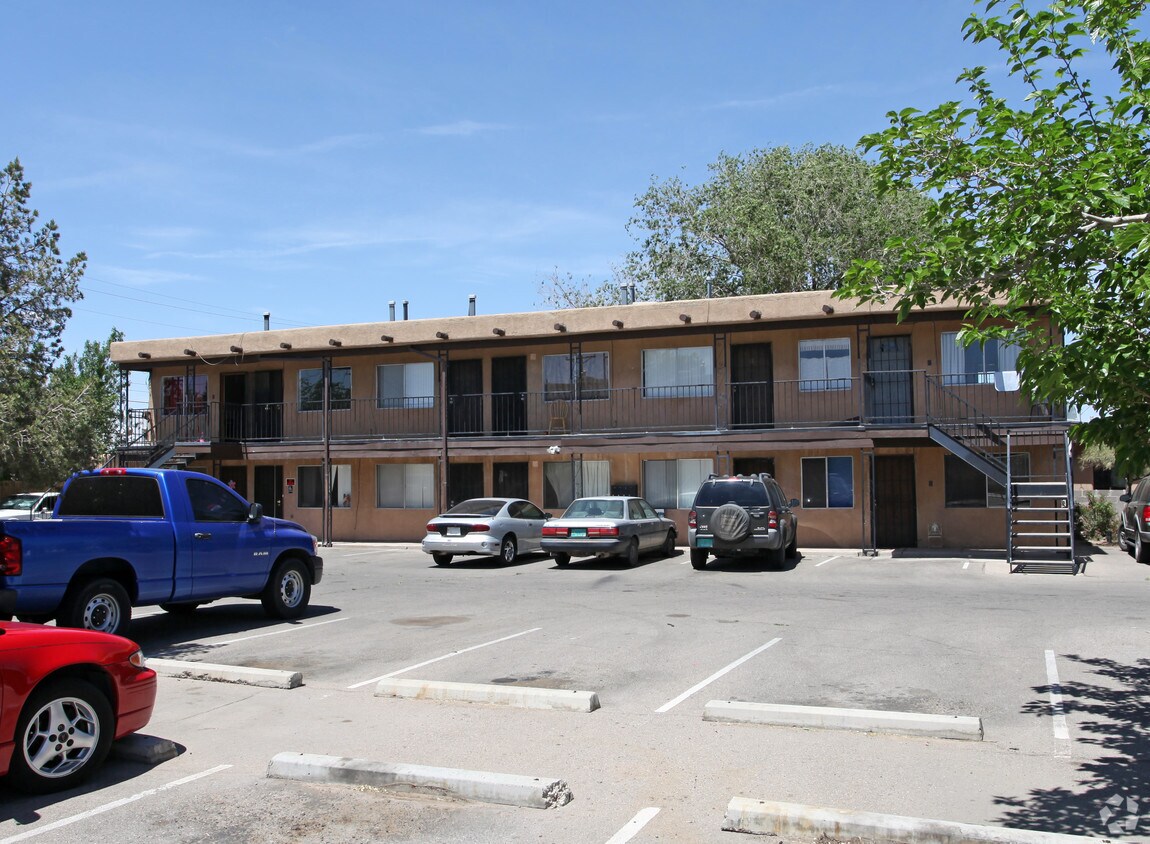 Foto del edificio - 433-437 Louisiana Blvd SE