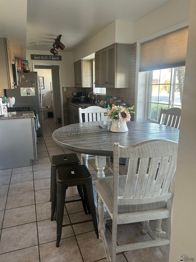 Foto del edificio - 333 E 30th St