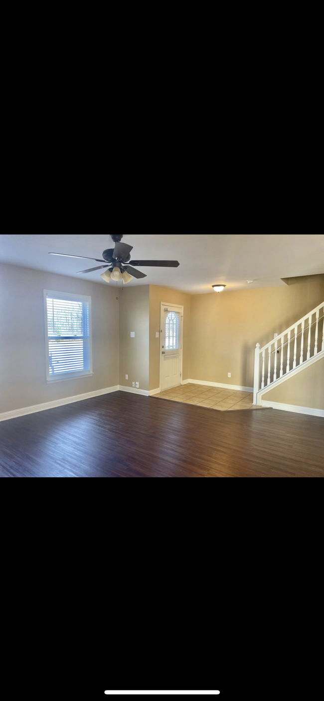 Building Photo - 10147 Cumberland Pointe Blvd