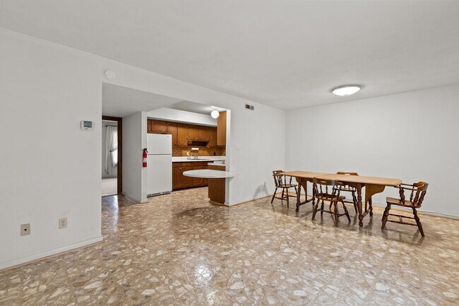 Foto del edificio - Townhouse for Rent in Virginia Beach!