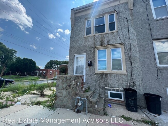 Building Photo - 2 br, 1 bath House - 302 Clayton Street