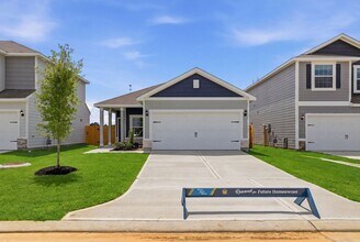 Building Photo - 23110 Glory Orchid Dr