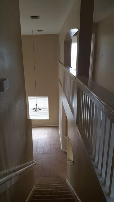 Foto del edificio - 547 Northvalley Dr