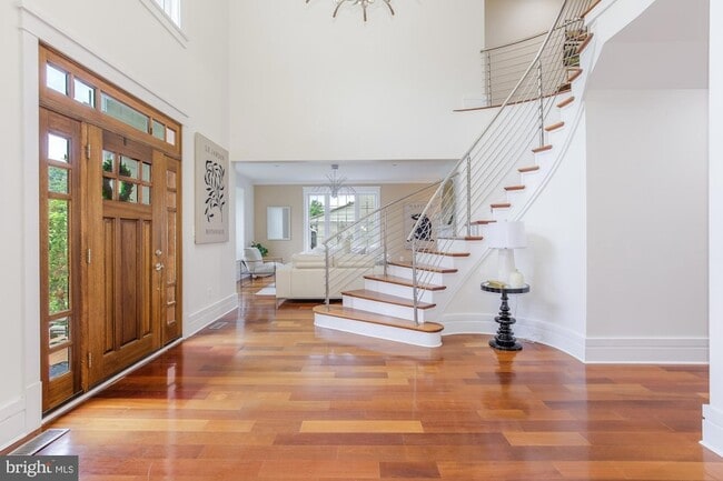 Photo - 9715 Singleton Dr House