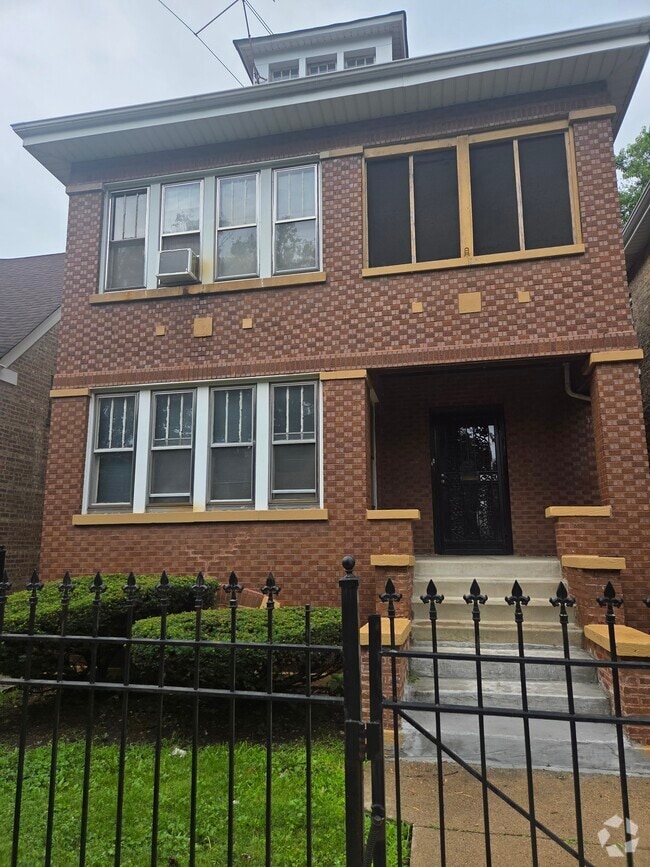 Building Photo - 6810 S Talman Ave