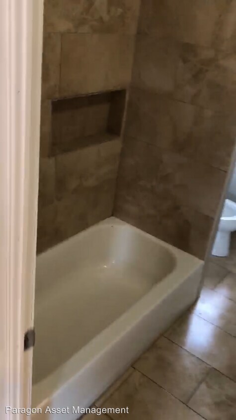 Building Photo - 145 N 4th St