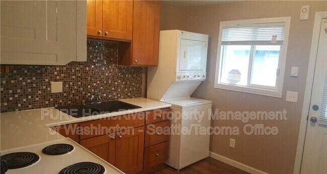 Foto del edificio - 1517 E 38th St