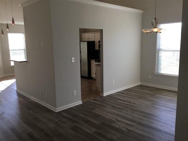 Foto del edificio - 1325 River Ridge Dr