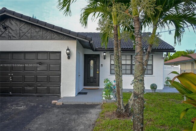 Building Photo - 2449 NW 123rd Ave