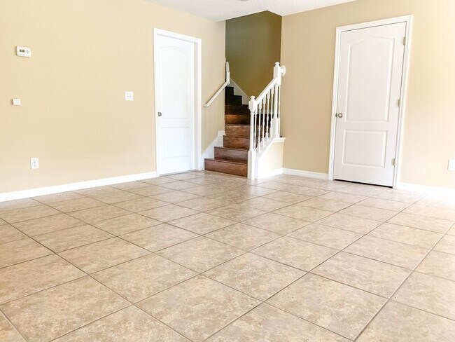Building Photo - 4310 Regal Town Ln