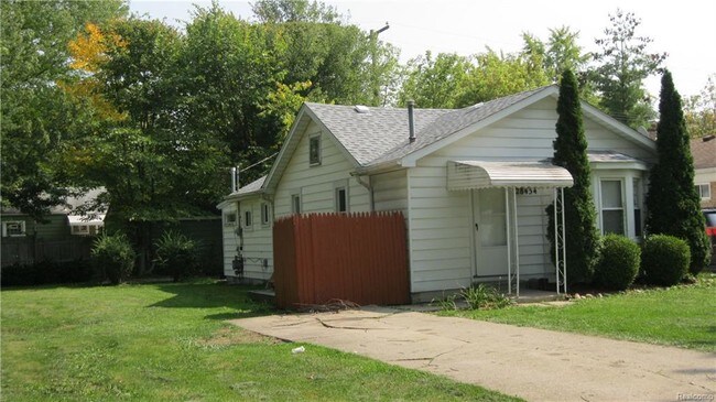 Building Photo - 28434 Fairfax St