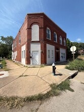 Building Photo - 4535 Louisiana Ave