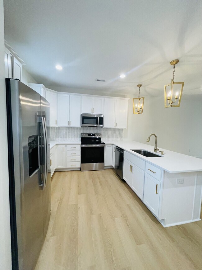 Foto del edificio - 556 Leesville Rd