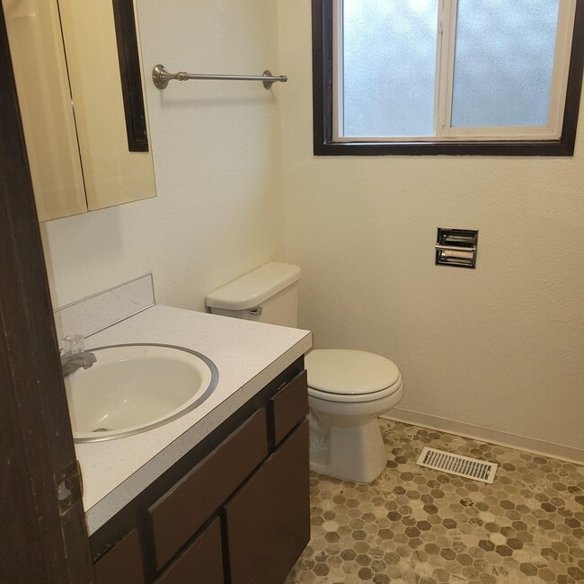 Building Photo - Goeco, Inc-PM-018-0013-533-535