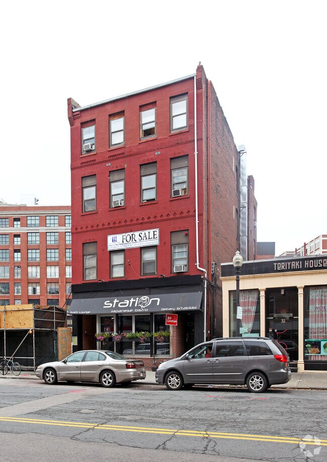 28 W Broadway, South Boston, MA 02127 Apartments South Boston, MA