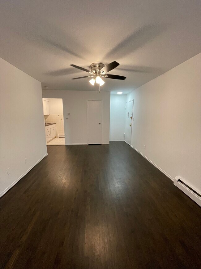 Foto del edificio - 5816 85th St