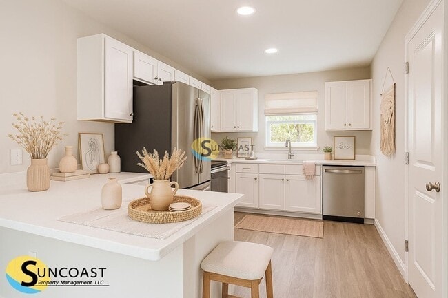 Building Photo - 183 Midway Rd