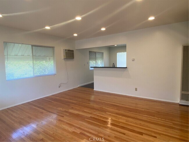 Foto del edificio - 415 N 2nd St