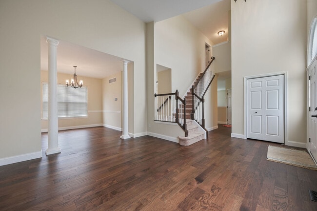 Foto del edificio - 265 Burnham Ln