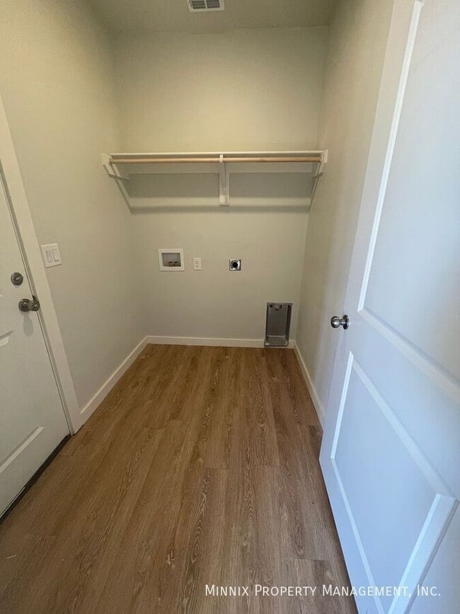 Foto del edificio - 5518 120th St