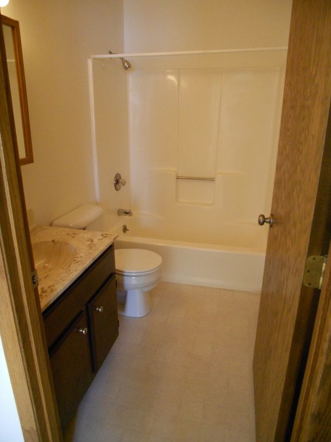 Bathroom - Becker Street Apartments