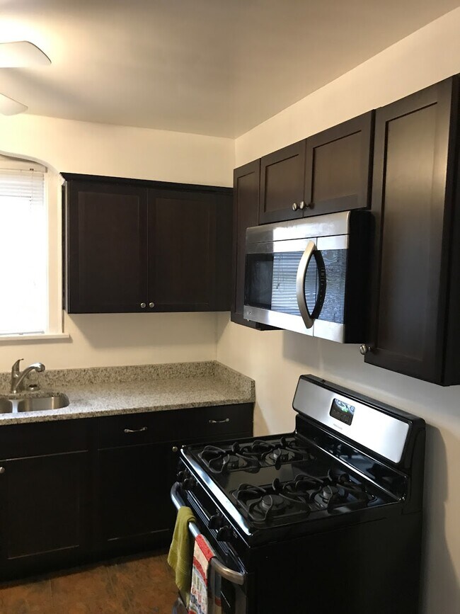 Electrodomésticos de cocina de acero inoxidable - 2307 Neil Ave